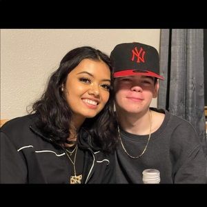 Meet your Posher, Karina